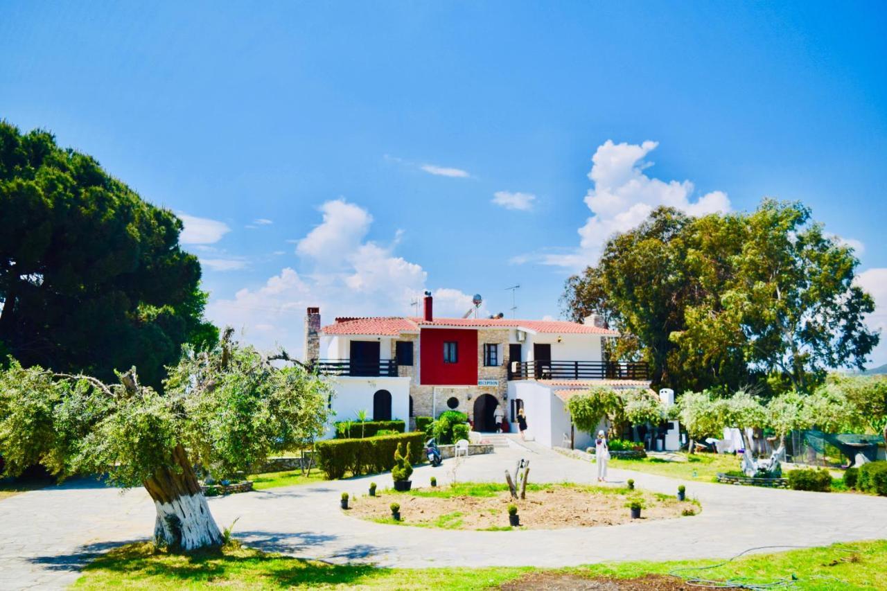 Hotel Kari Ouranoupoli Buitenkant foto