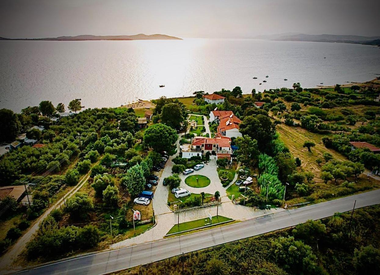 Hotel Kari Ouranoupoli Buitenkant foto